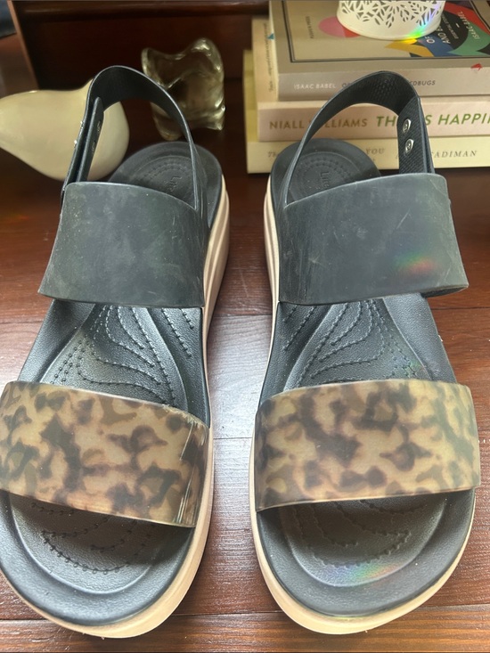 CROCS Shoes - CROCS Women’s Black and Tortoiseshell Strap Sandals